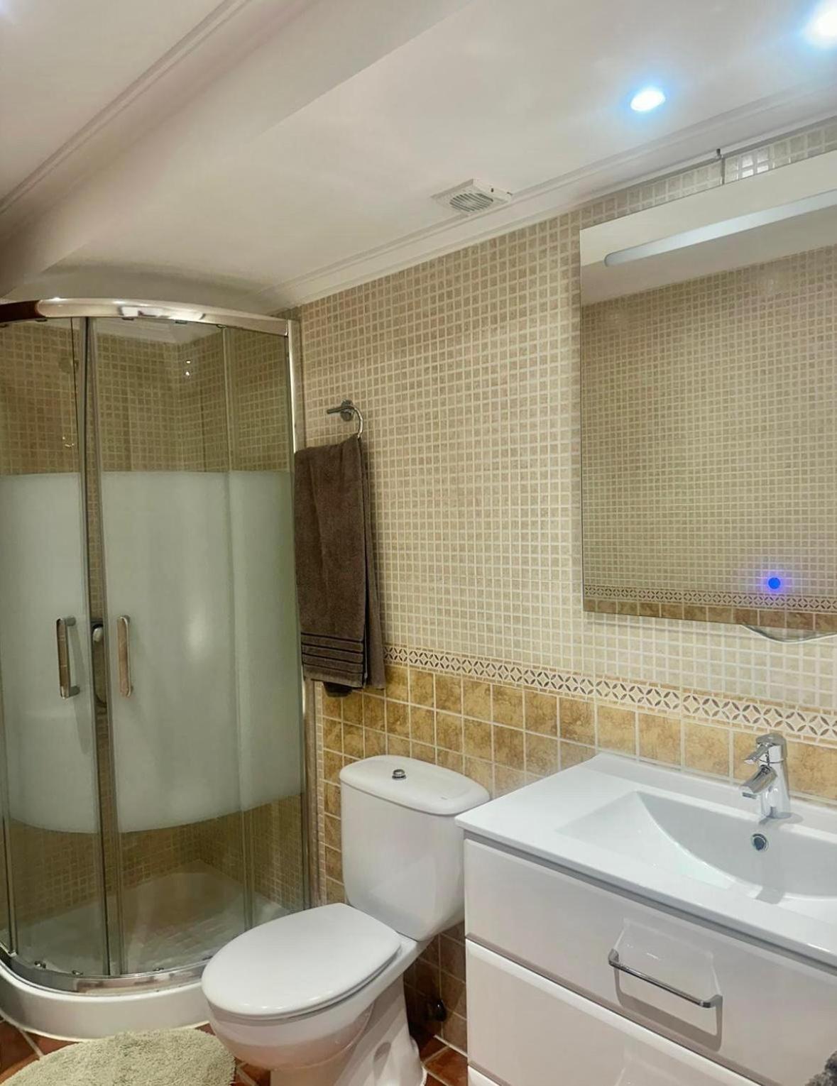 Beachfront Apartment 마르베야 외부 사진